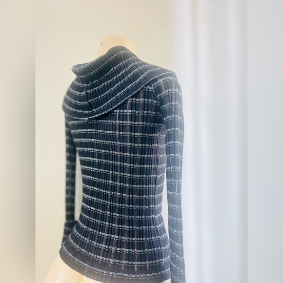 Free People Snowbunny Girlfriend off the shoulder top size med stretchy fabric - Picture 9 of 13